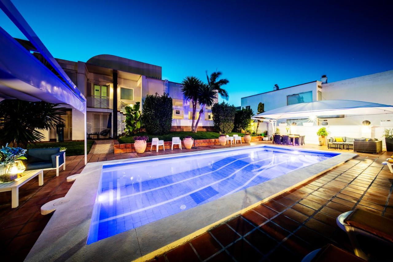Hotel B&B Casa Arena Sevilla โตมาเรส ภายนอก รูปภาพ