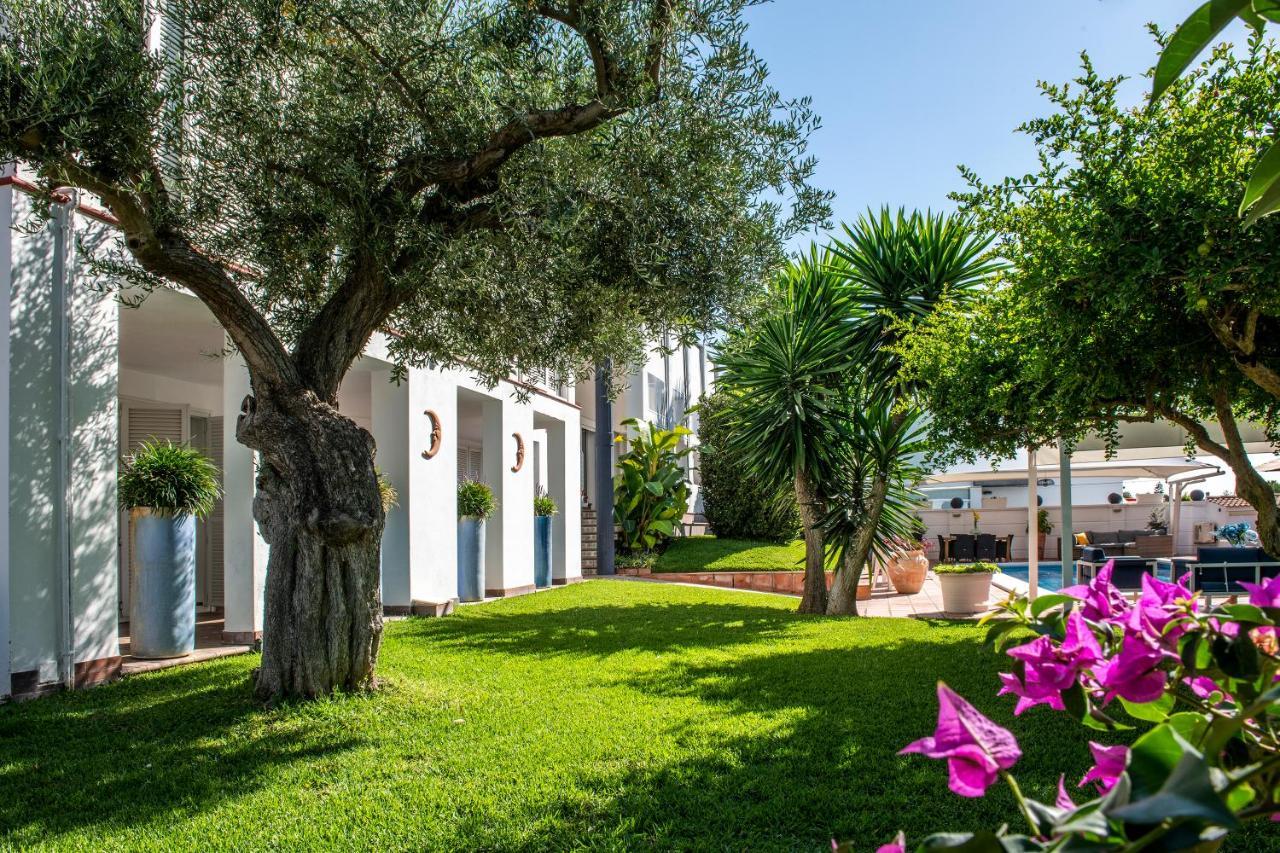 Hotel B&B Casa Arena Sevilla โตมาเรส ภายนอก รูปภาพ